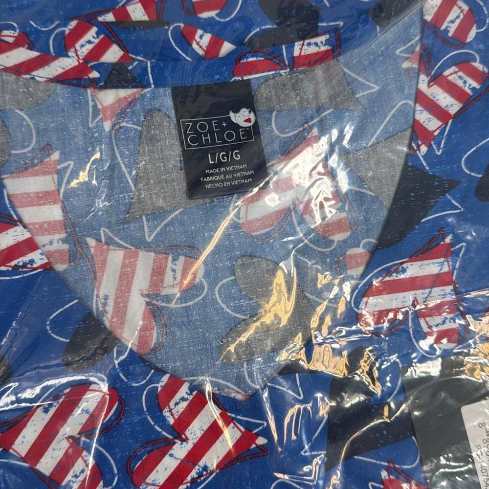 Zoe Chloe Heartland scrub top NWT multiple sizes - Picture 7 of 8